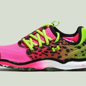 💖💞UA Hot women's micro g toxic six running shoes